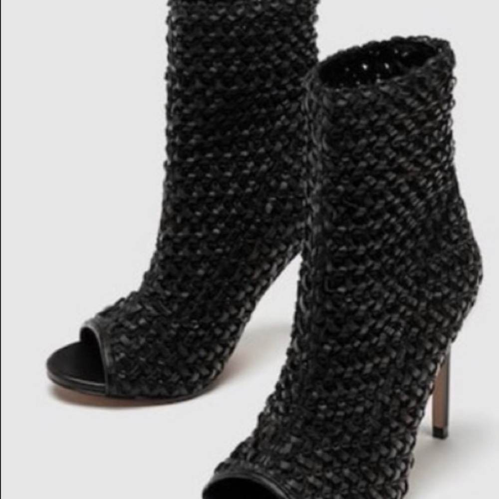 Zara Braided Stilletto ankle boots size 39